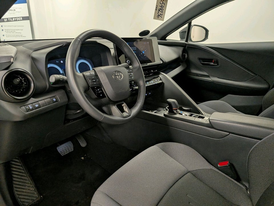 Toyota C-HR 1,8 Hybrid Style 5d