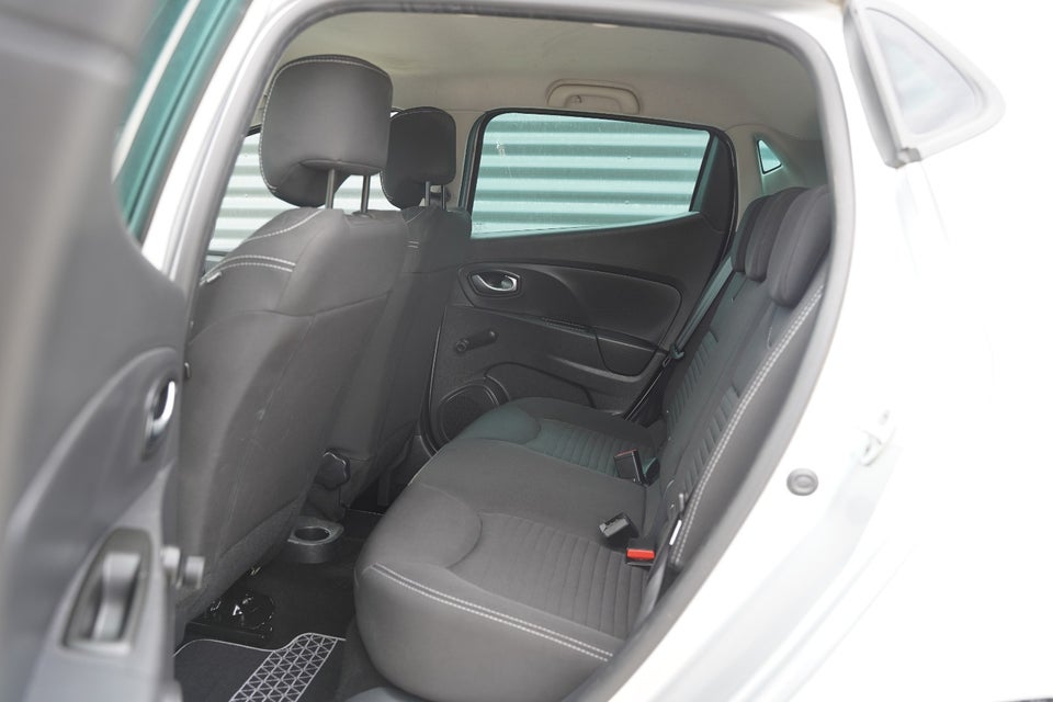 Renault Clio IV 1,5 dCi 75 Expression 5d