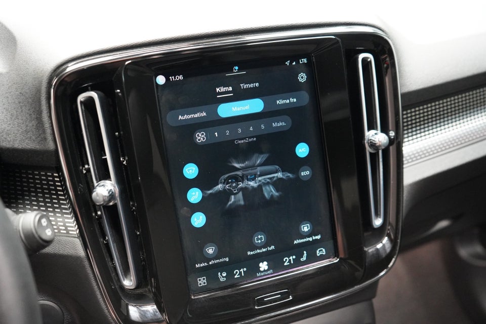 Volvo XC40 P6 ReCharge Pro 5d