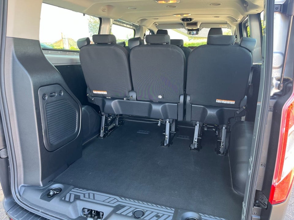 Ford Transit Custom Kombi 320L 2,0 TDCi 130 Ambiente aut.