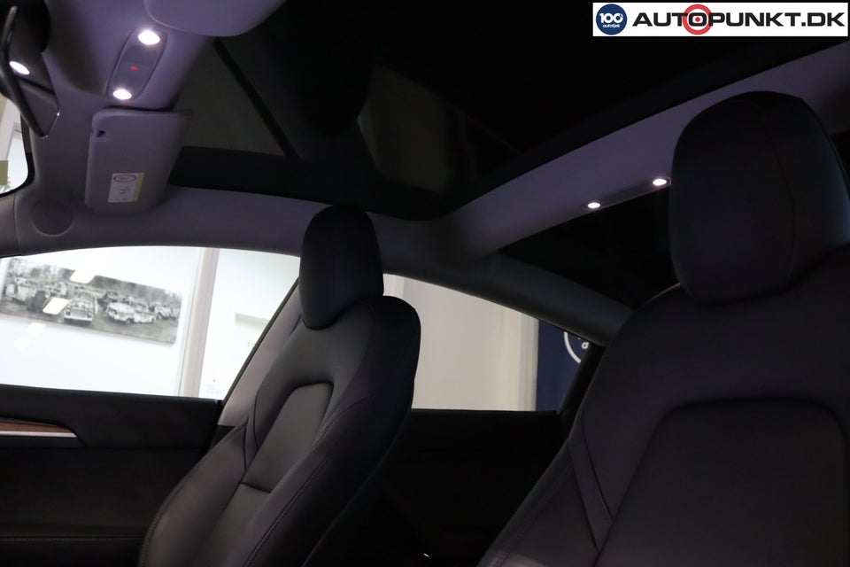 Tesla Model 3 Long Range AWD 4d