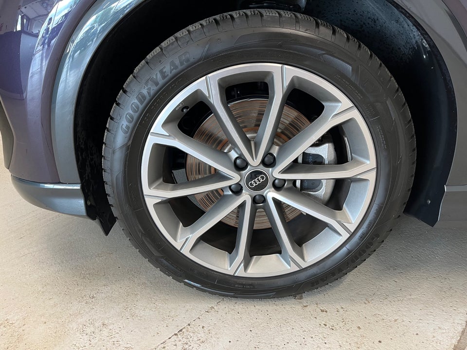 Audi Q4 e-tron 45 S-line 5d