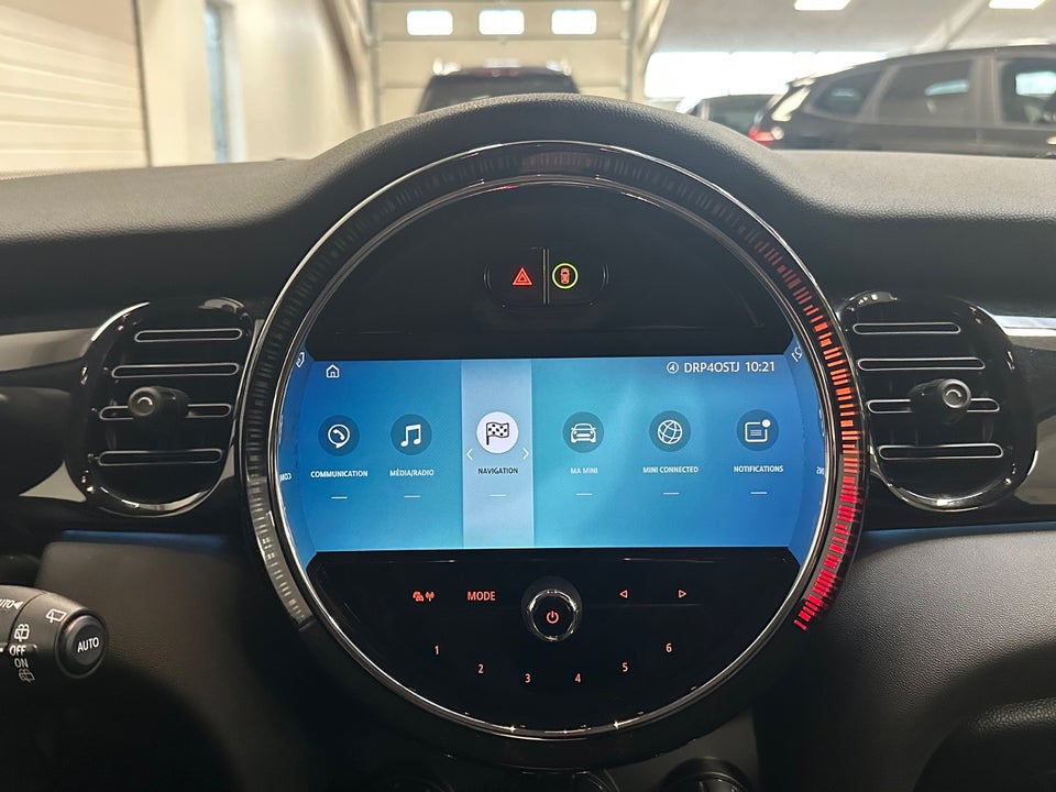 MINI Cooper SE Essential 3d