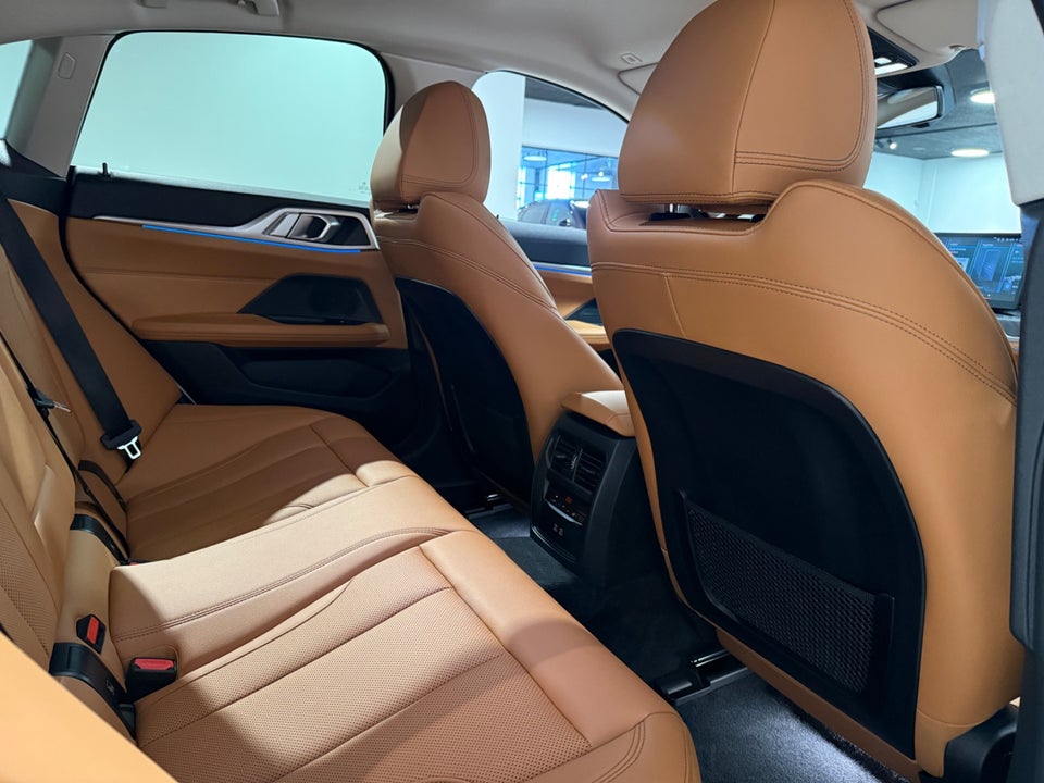 BMW i4 eDrive35 Charged 5d