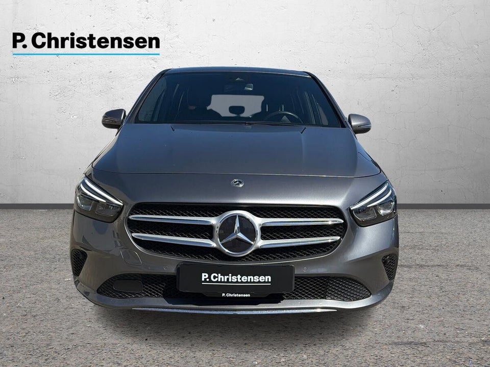Mercedes B200 1,3 Progressive aut. 5d