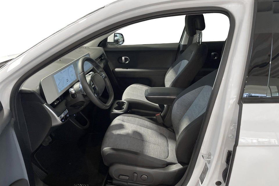 Hyundai Ioniq 5 77 Essential AWD 5d