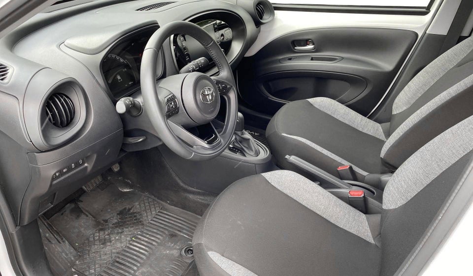 Toyota Aygo X 1,0 Active s-CVT 5d