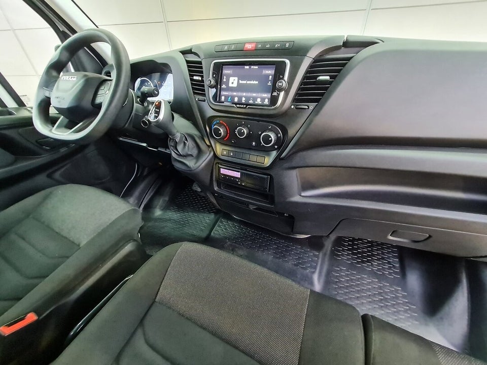 Iveco Daily 2,3 35S16 4100mm Lad AG8