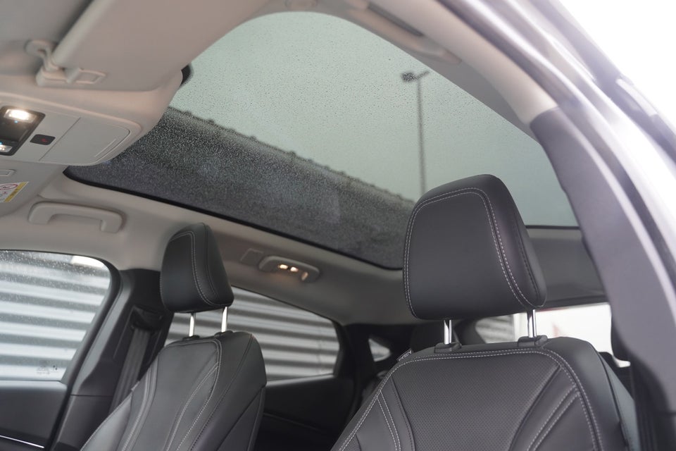 Ford Mustang Mach-E 78 Standard Range 5d