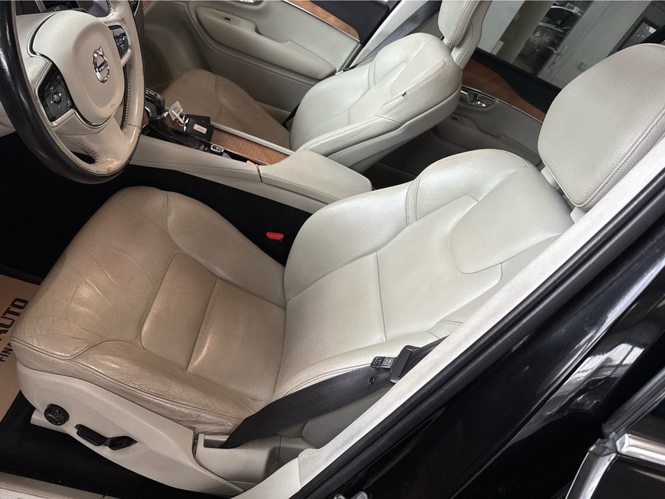 Volvo XC90 2,0 D5 225 Inscription aut. AWD 5d