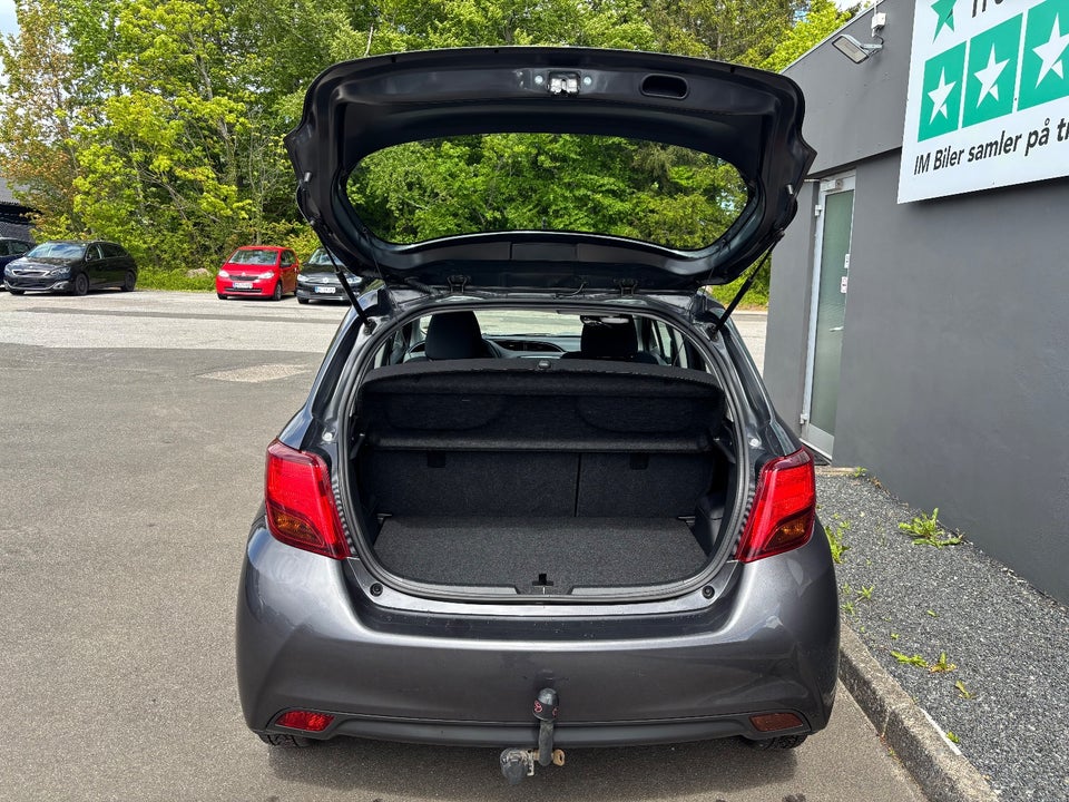 Toyota Yaris 1,3 VVT-i T2 5d