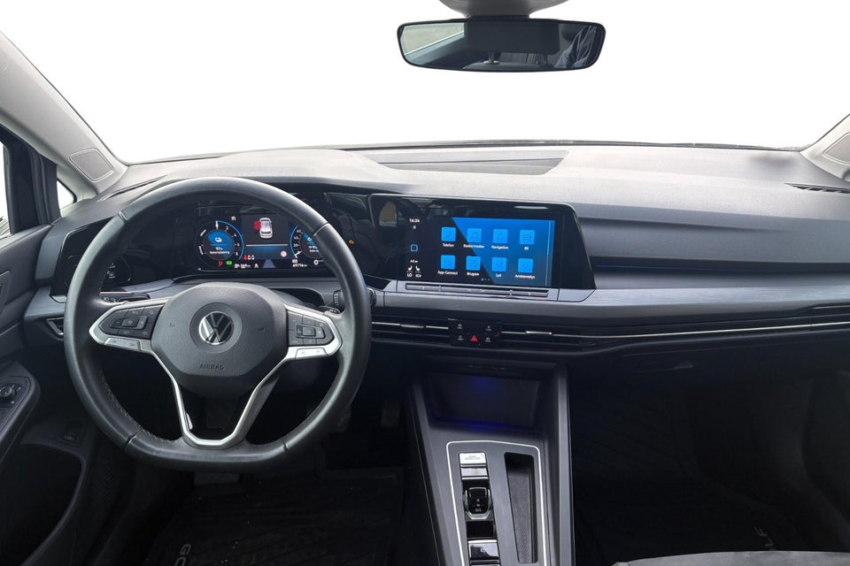 VW Golf VIII 1,4 eHybrid DSG 5d