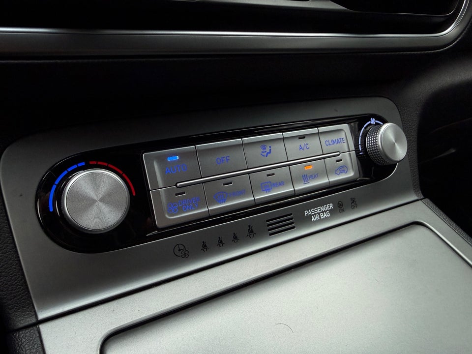 Hyundai Kona 64 EV Premium 5d