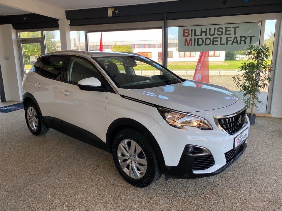 Peugeot 3008 1,2 e-THP 130 Strike 5d