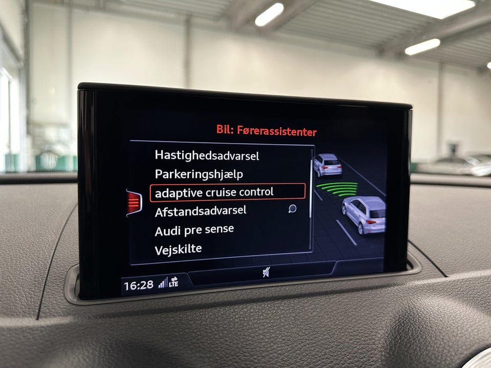 Audi A3 1,4 e-tron S-line Sportback S-tr. 5d
