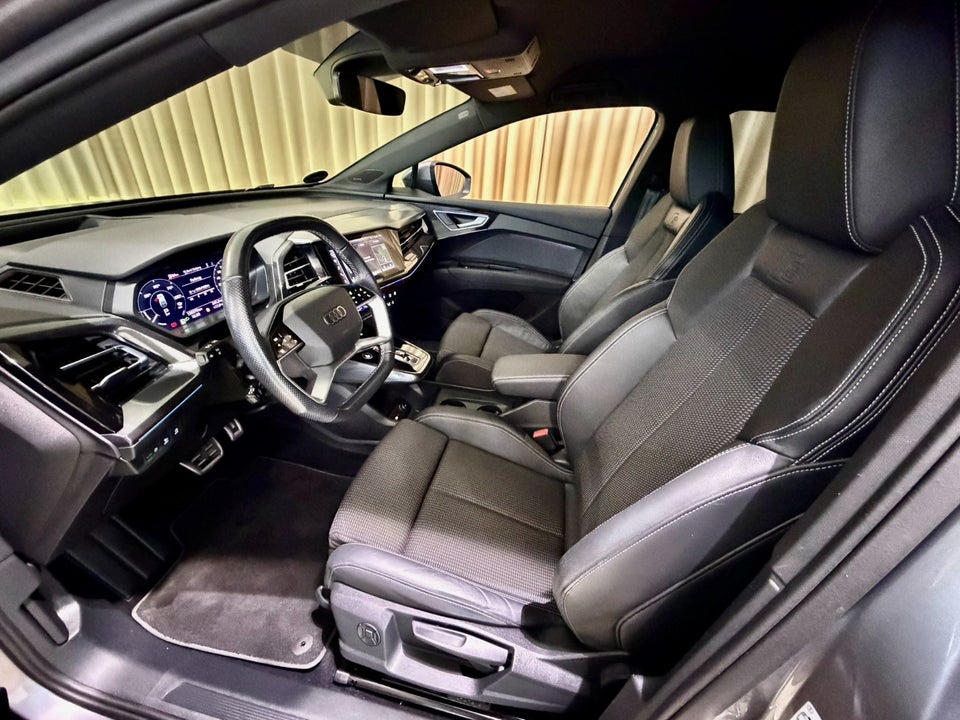 Audi Q4 e-tron 40 S-line 5d
