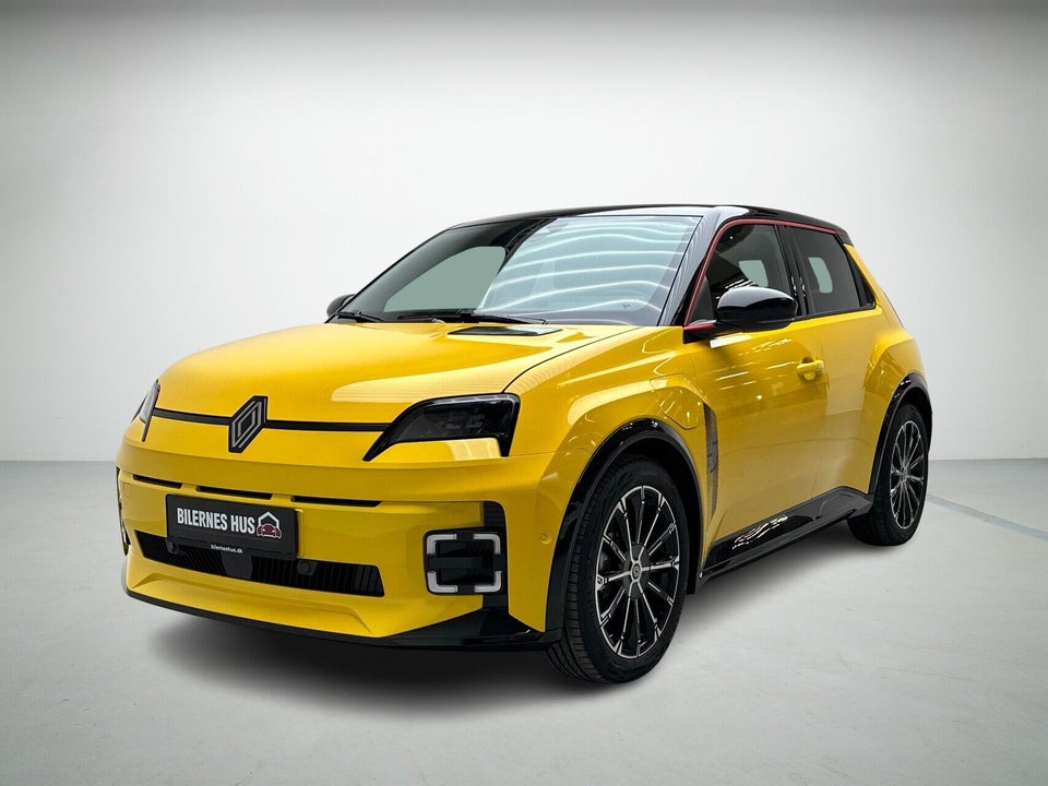 Renault 5 E-Tech 52 Iconic 5d