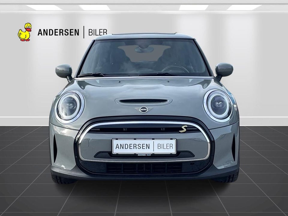 MINI Cooper SE Essential 3d