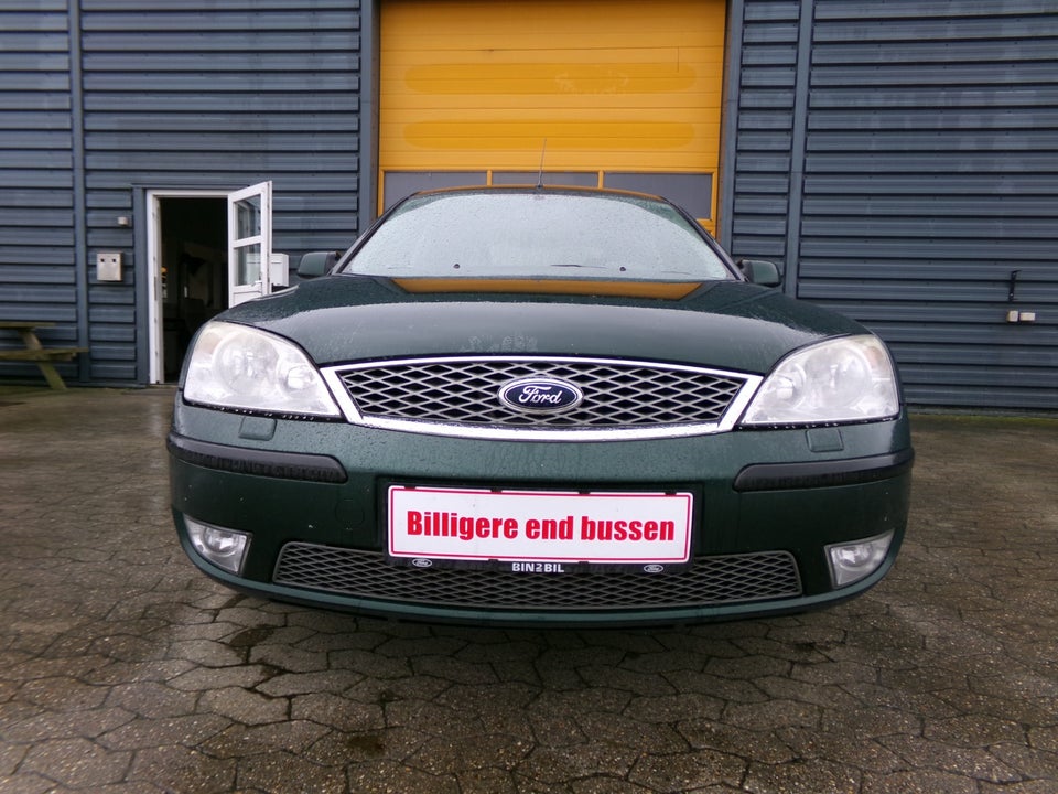 Ford Mondeo 1,8 Ambiente 110 5d