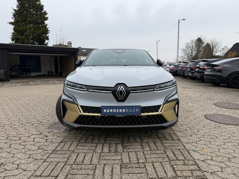 Renault Megane E-Tech 60 Iconic 5d