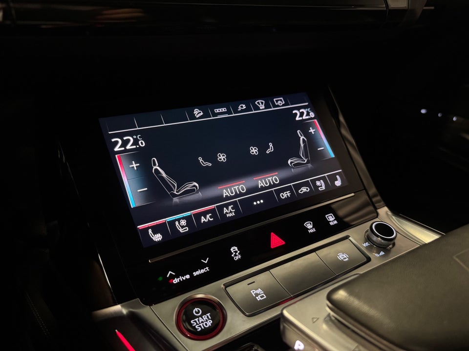 Audi e-tron S quattro 5d
