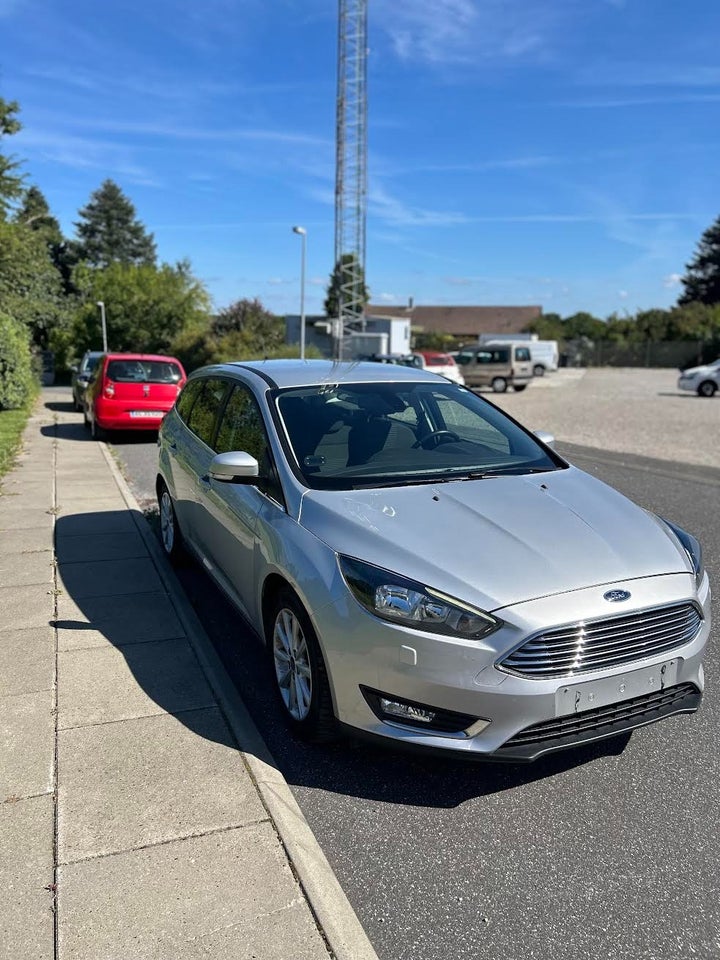 Ford Focus 1,0 SCTi 125 Business stc. 5d