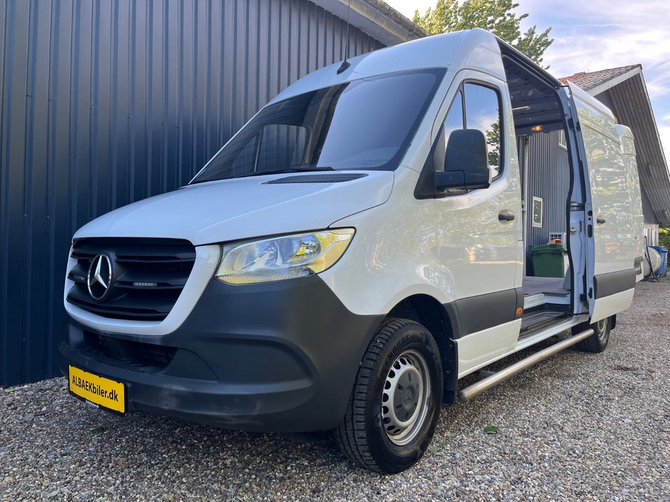 Mercedes Sprinter 317 2,0 CDi A2 Kassevogn aut. RWD