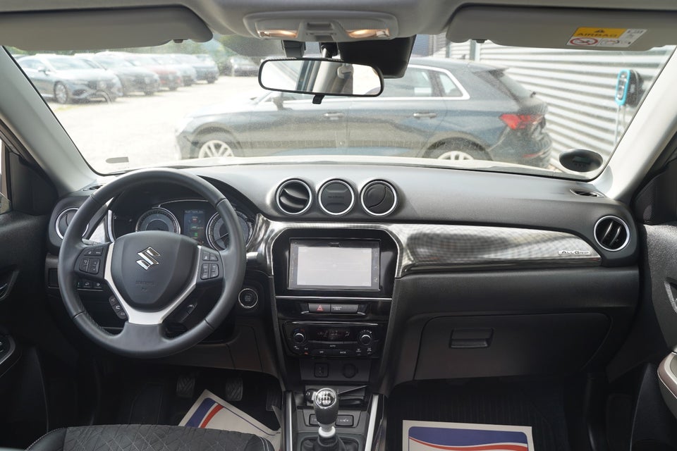 Suzuki Vitara 1,4 mHybrid Adventure AllGrip 5d