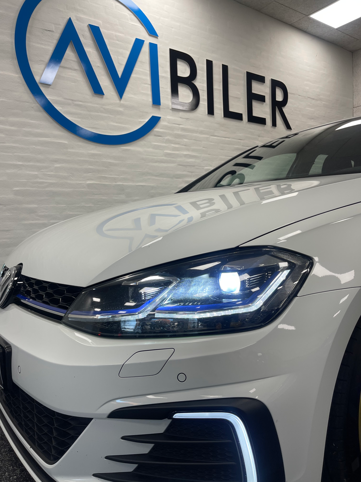 VW Golf VII 1,4 GTE DSG 5d