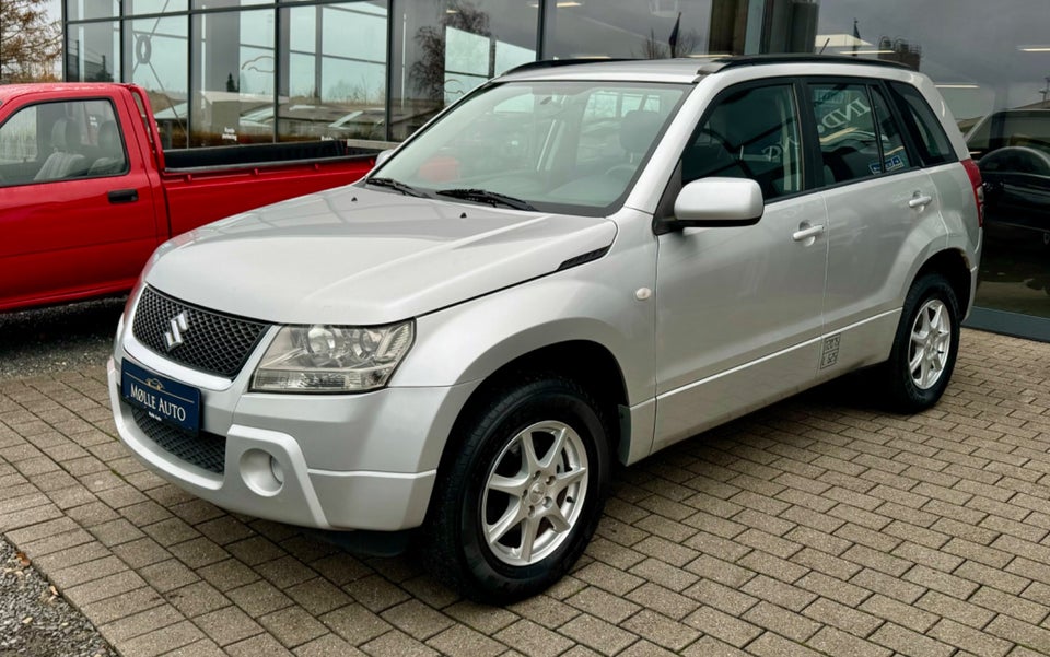 Suzuki Grand Vitara 2,0 GLX Van 5d