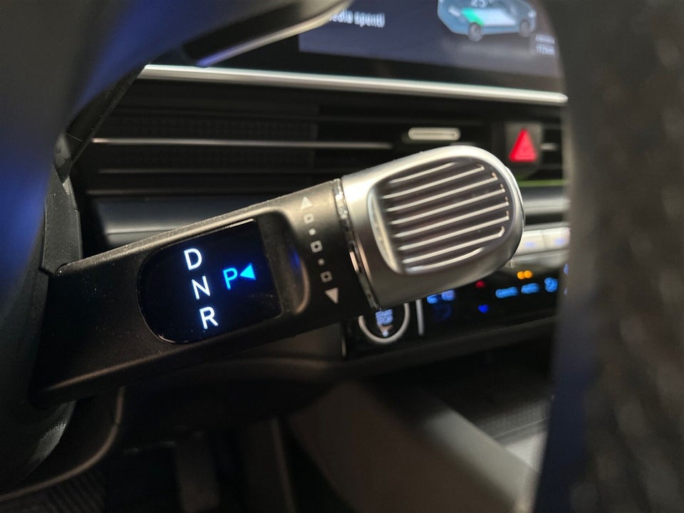 Hyundai Ioniq 6 77 Essential 4d