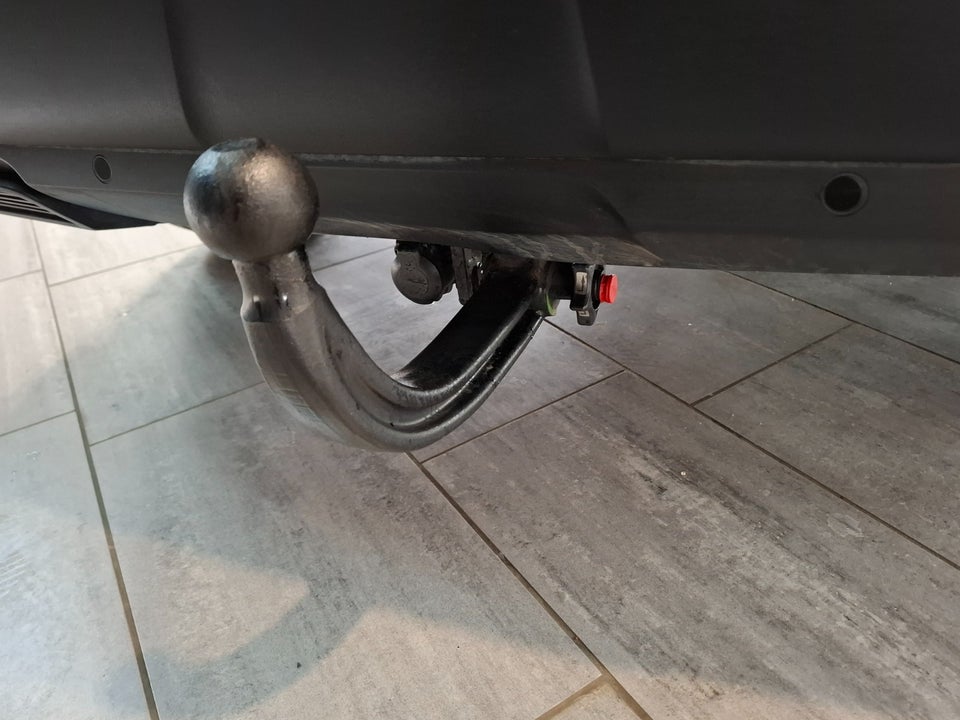 Peugeot 3008 1,6 Hybrid Allure Limited EAT8 5d
