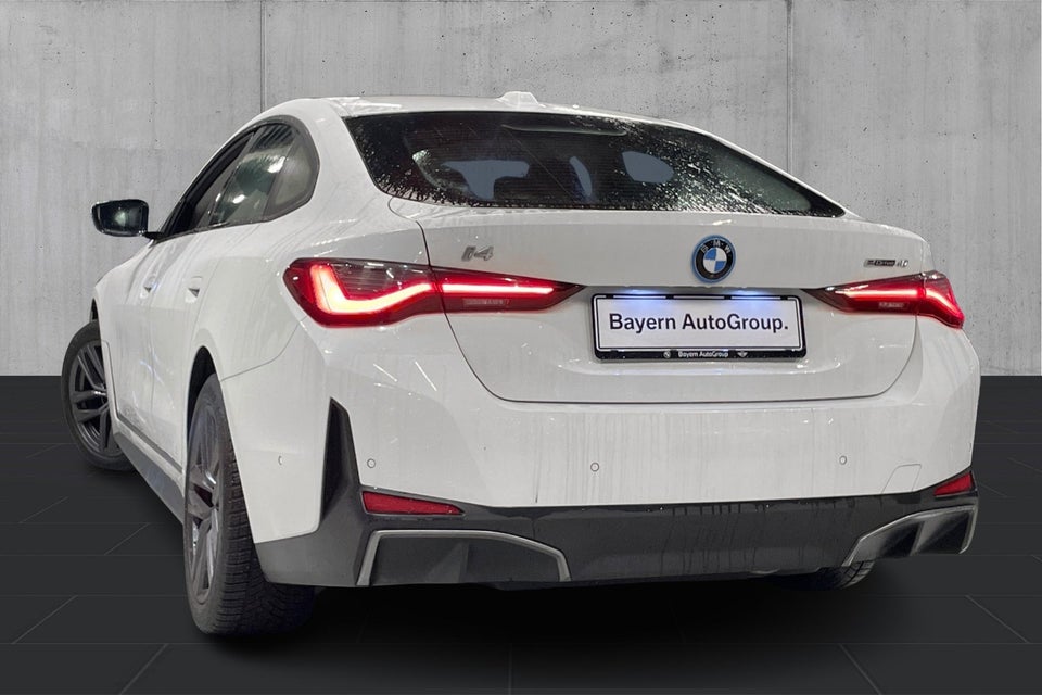 BMW i4 eDrive40 Charged 5d