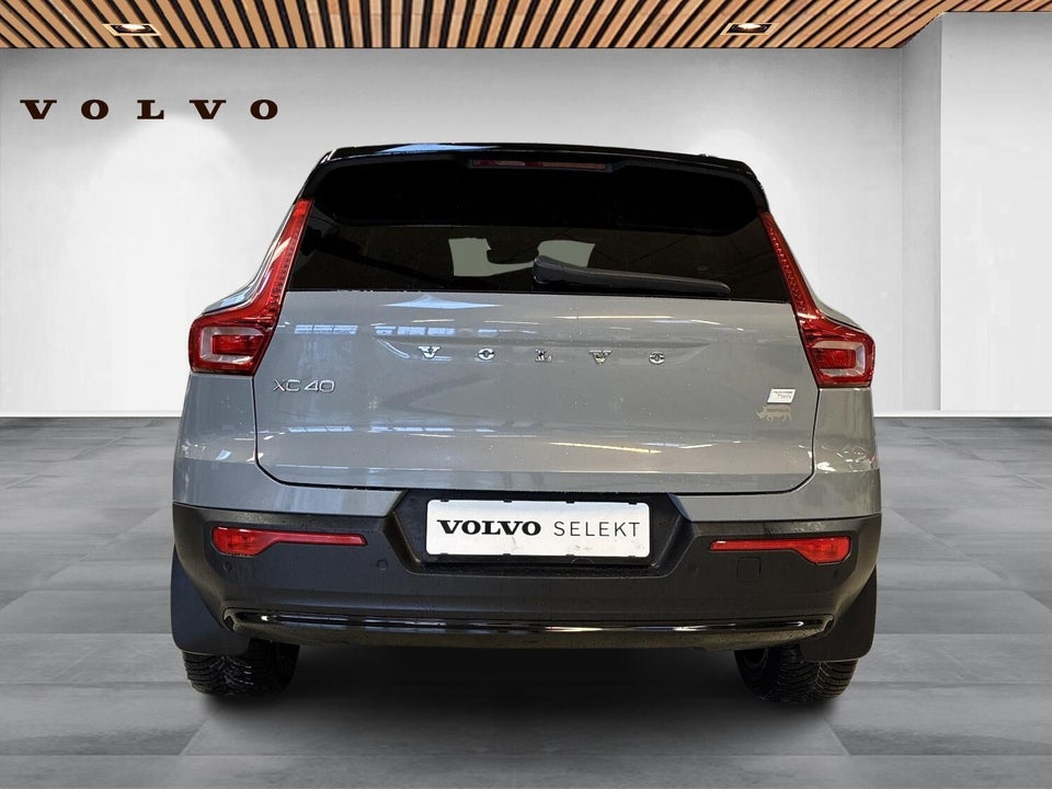 Volvo XC40 ReCharge Twin Plus 5d