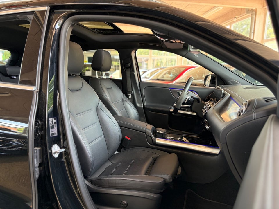 Mercedes EQA350 AMG Line 4Matic 5d