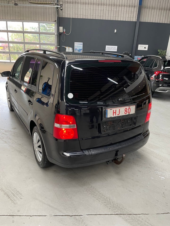 VW Touran 1,9 TDi 100 Trendline Van 5d