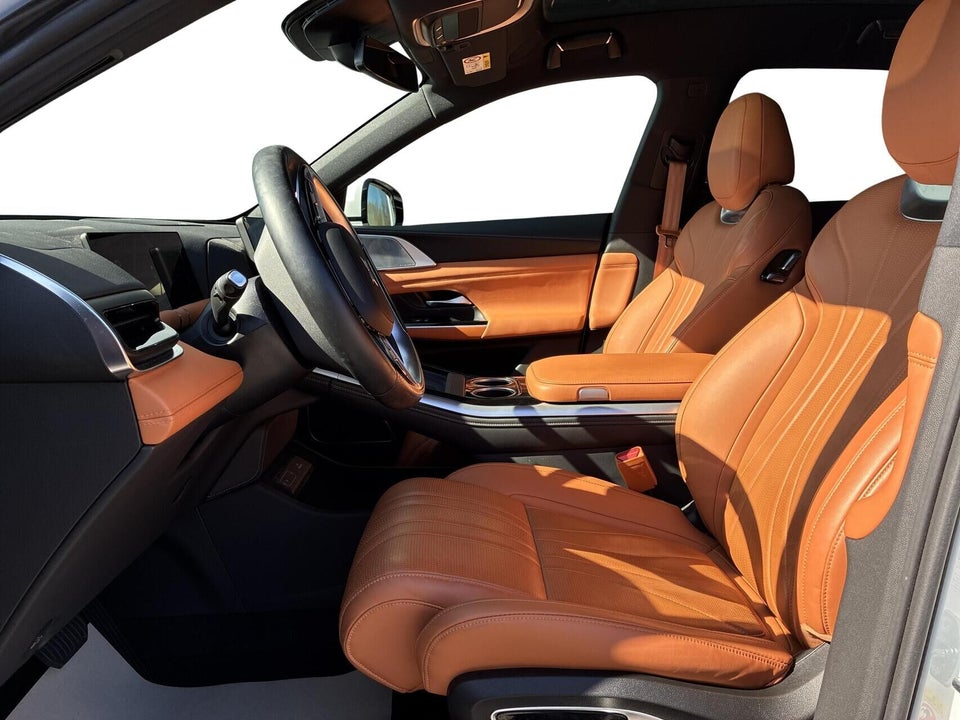 Xpeng G9 Standard Range 5d