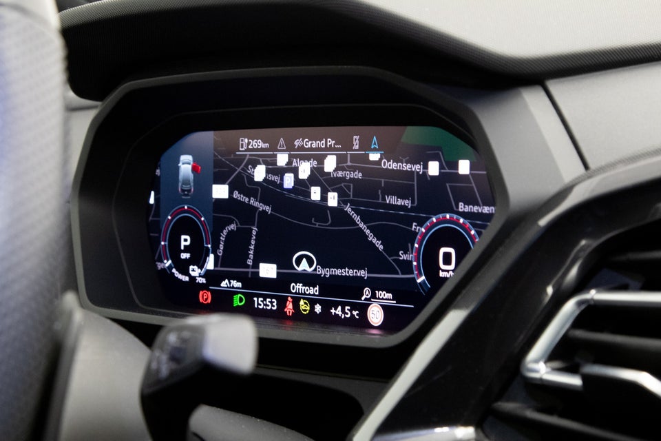 Audi Q4 e-tron 40 S-line 5d