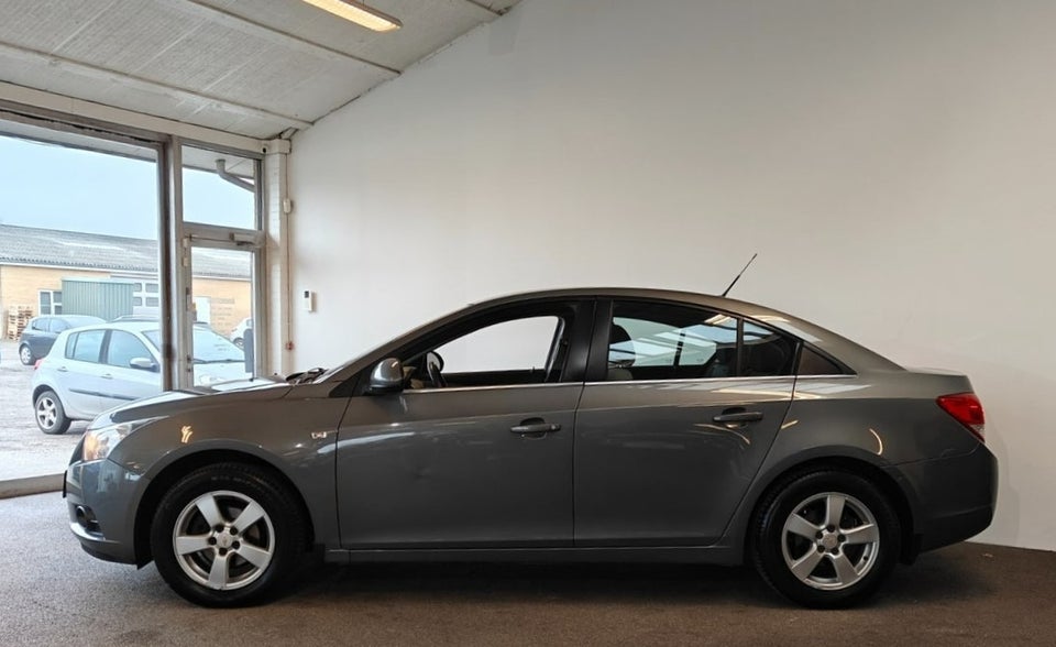 Chevrolet Cruze 1,8 LT 4d