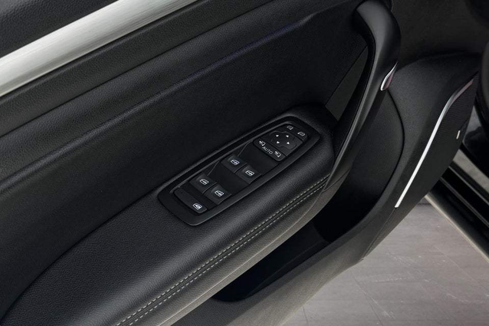 Renault Megane IV 1,2 TCe 130 Bose Edition Sport Tourer EDC 5d