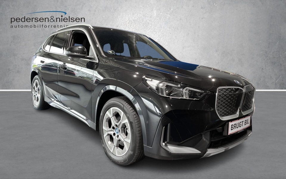 BMW iX1 xDrive30 X-Line 5d