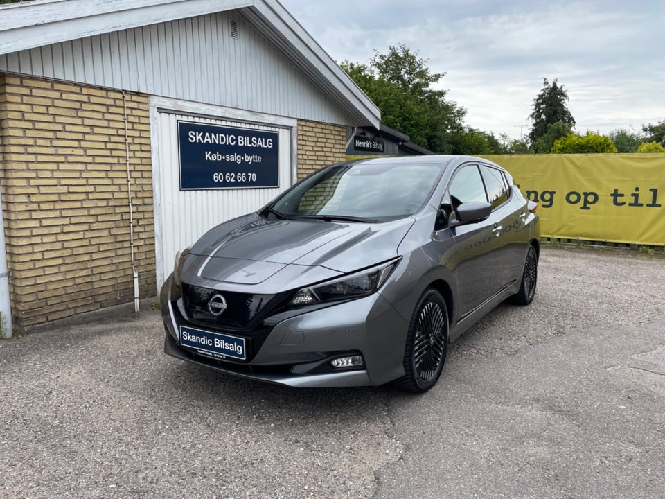 Nissan Leaf 40 Acenta 5d