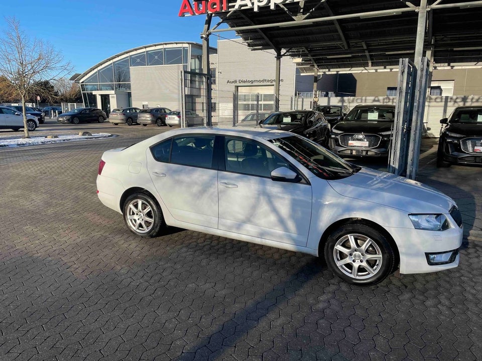 Skoda Octavia 1,2 TSi 105 Ambition 5d