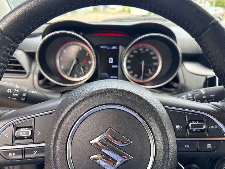 Suzuki Swift 1,2 mHybrid Exclusive 5d