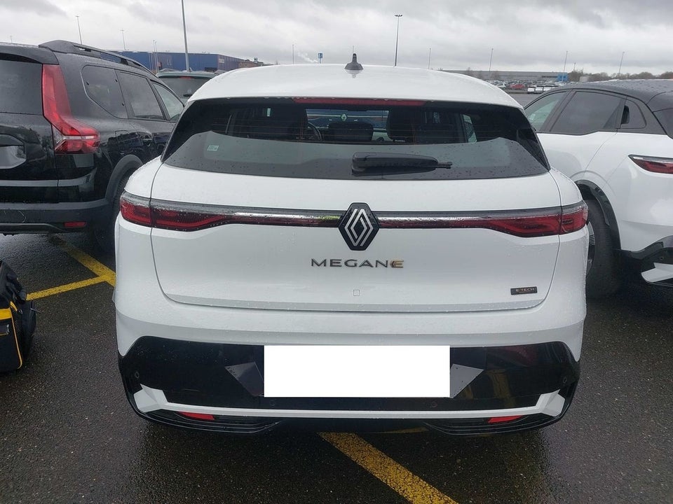 Renault Megane E-Tech 40 Equilibre 5d
