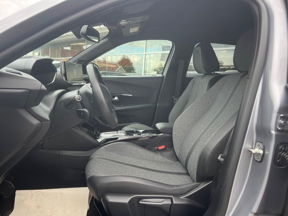 Peugeot e-2008 50 Allure 5d