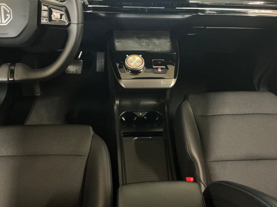 MG 4 77 Luxury Extended Range 5d