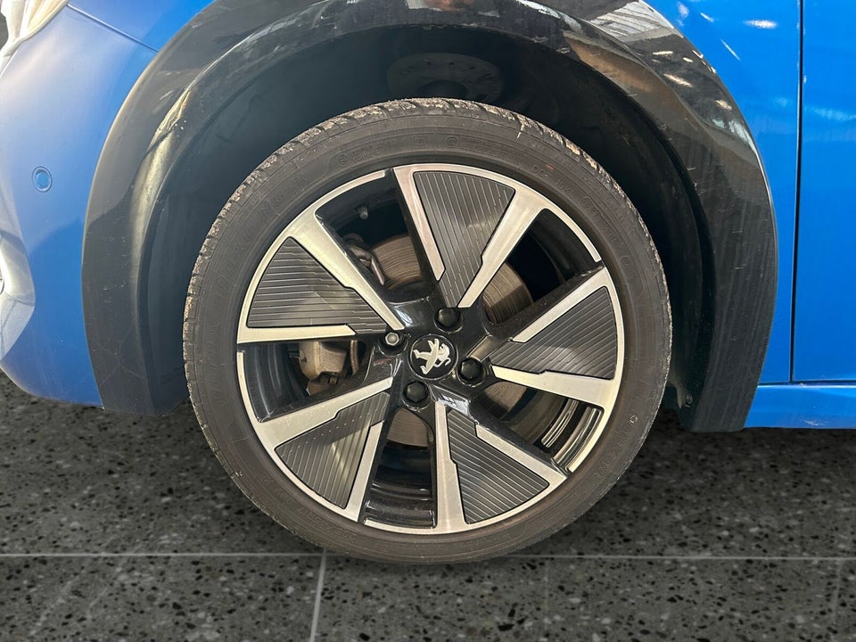 Peugeot e-208 50 GT Pack 5d
