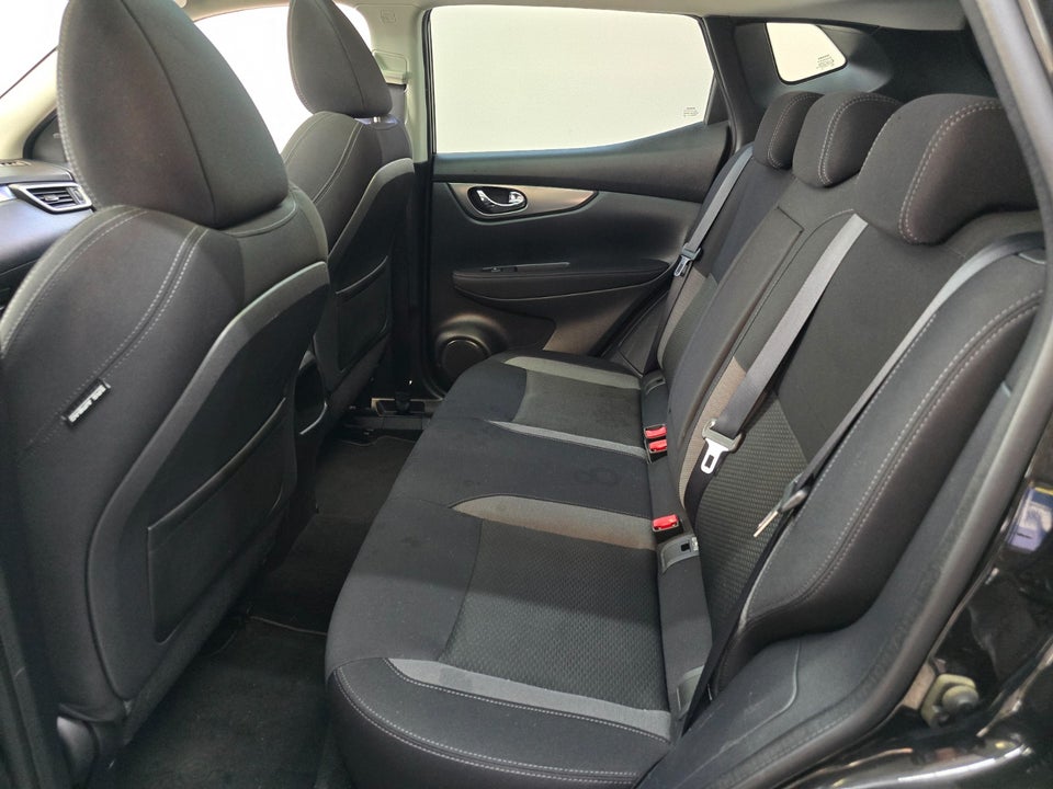 Nissan Qashqai 1,2 Dig-T 115 Tekna 5d