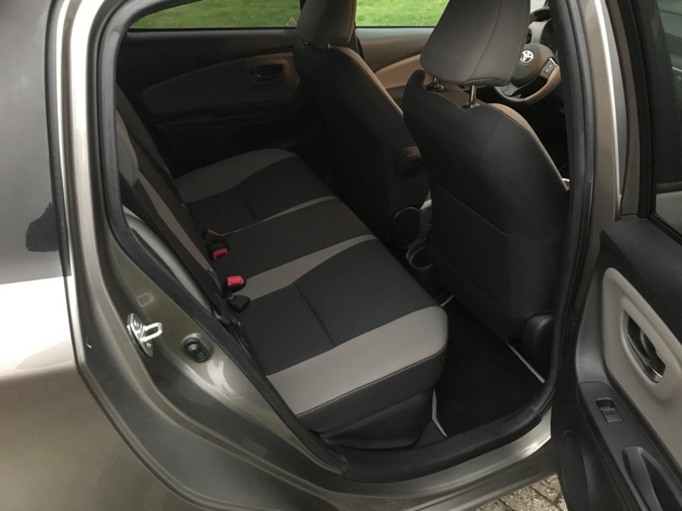 Toyota Yaris 1,5 Hybrid H2 Premium Luksus e-CVT 5d